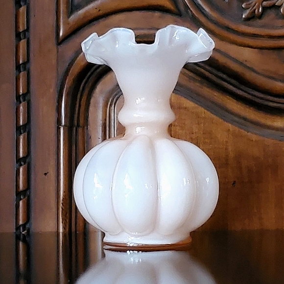 1940s Fenton Rosalene Melon Vase Dusty Rose Pink - Picture 2 of 9